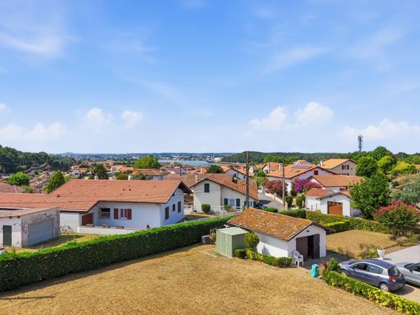 Terrain plat constructible 510m² à Boucau dans une impasse