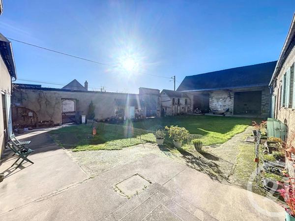 Maison à vendre  6 pièces - 530 m2 VINNEUF - 89