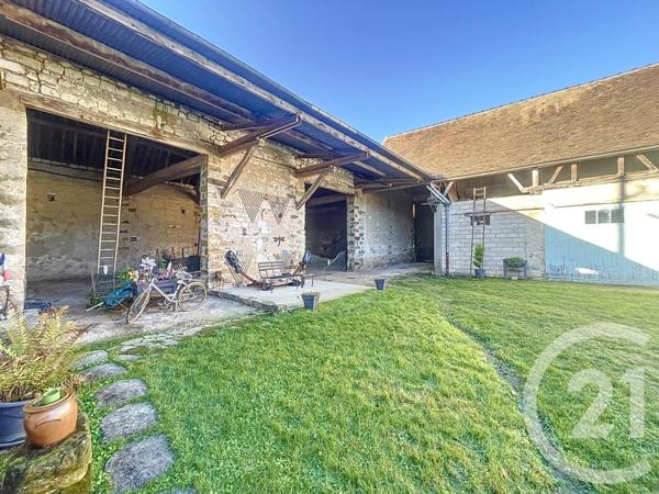 Maison à vendre  6 pièces - 530 m2 VINNEUF - 89