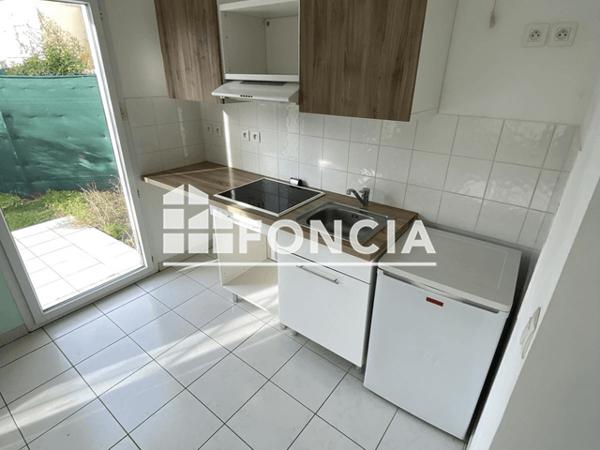 Location Appartement 2 pièces 46.2 m² - 1 RUE DU CASTRUM Juvignac 34990