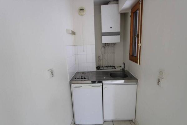 Appartement 1 pièce                                        - 44000 Nantes Réf : 11974