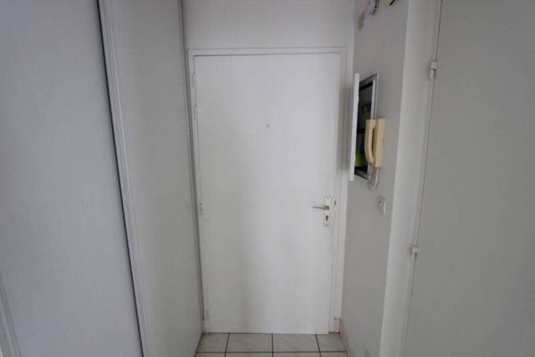 Appartement 1 pièce                                        - 44000 Nantes Réf : 11974