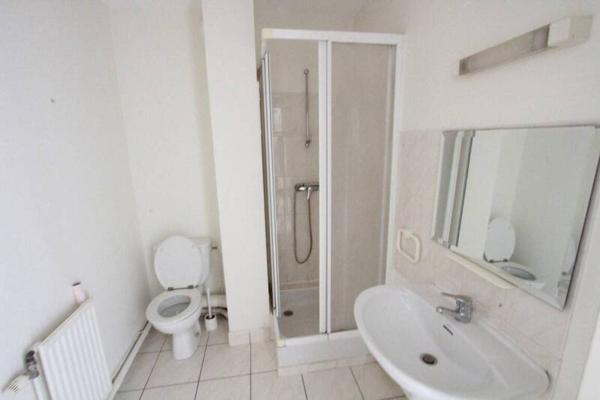 Appartement 1 pièce                                        - 44000 Nantes Réf : 11974