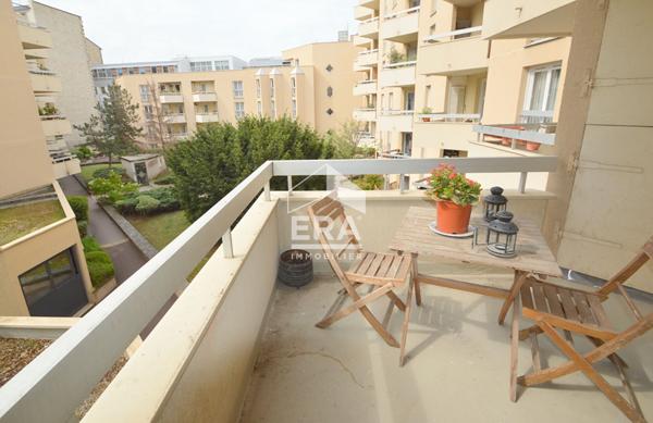 Appartement Issy Les Moulineaux 5 pièce(s) 96 m2  Parking