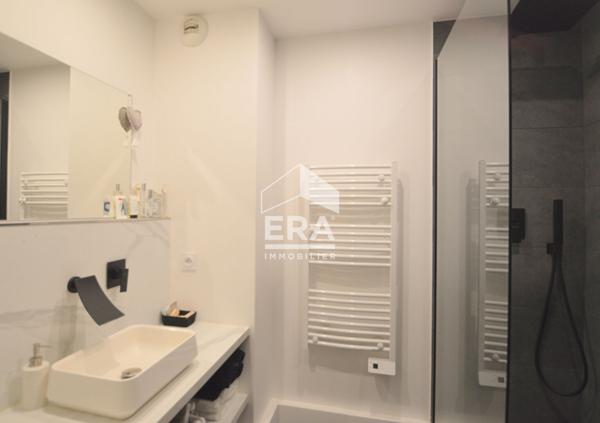 Appartement Issy Les Moulineaux 5 pièce(s) 96 m2  Parking