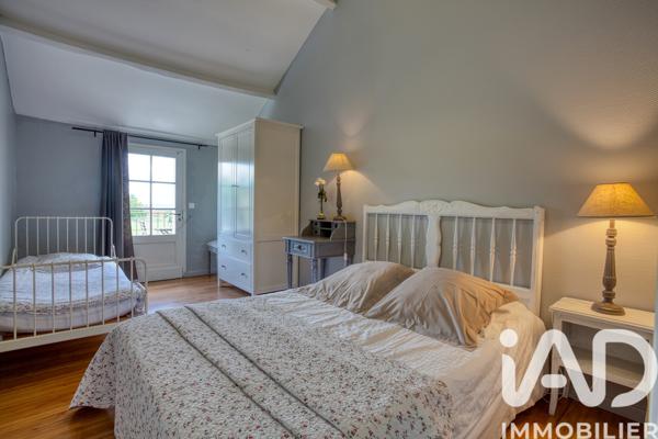 Maison à vendre 10 pièces 345 m² Les Eyzies