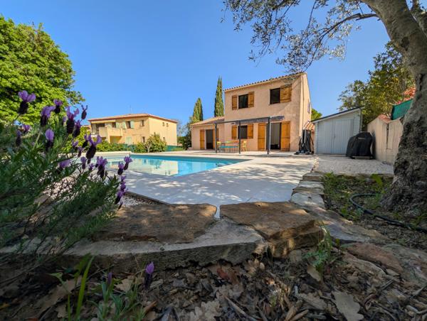Roquefort-la-Bédoule (13830) Maison T5 avec garage, jardin et piscine