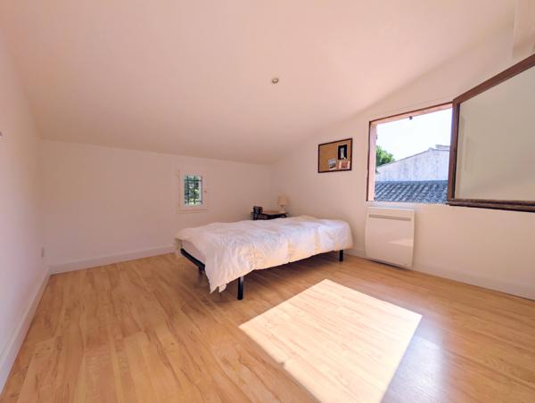 Roquefort-la-Bédoule (13830) Maison T5 avec garage, jardin et piscine