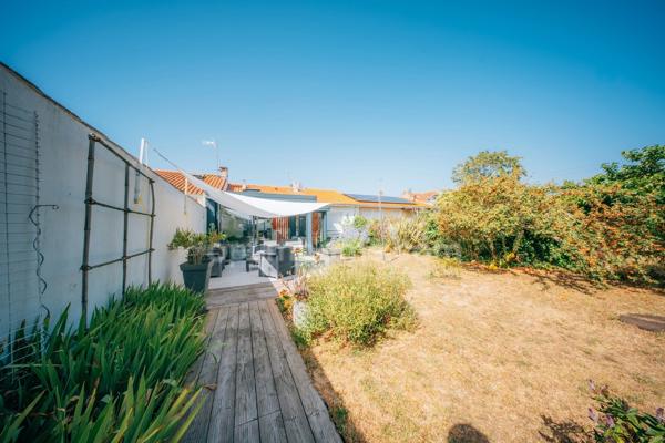 Maison à vendre 6 pièces LA ROCHELLE (17)