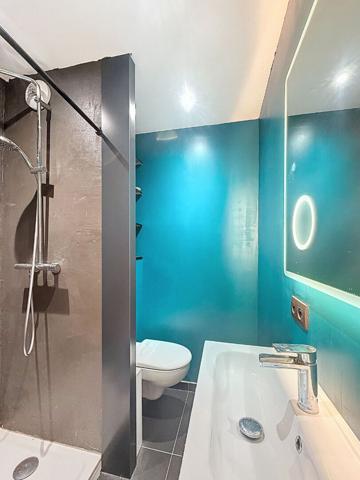 T3 duplex en dernier étage avec 3 terrasses et deux parkings - Appartement coup de coeur