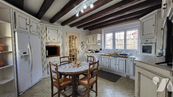 Maison et dépendances à Chouilly