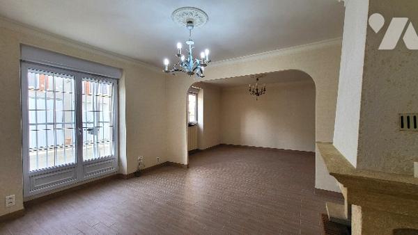 Maison et dépendances à Chouilly