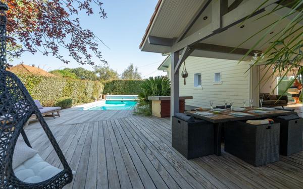 Maison à vendre    4 pièces •  Biscarrosse