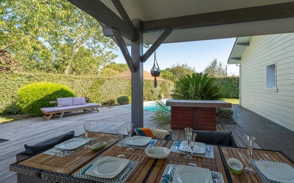 Maison à vendre    4 pièces •  Biscarrosse