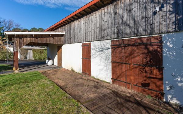 Maison à vendre    4 pièces •  Biscarrosse