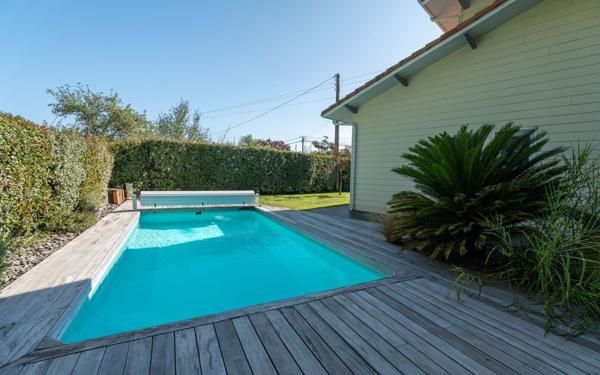 Maison à vendre    4 pièces •  Biscarrosse