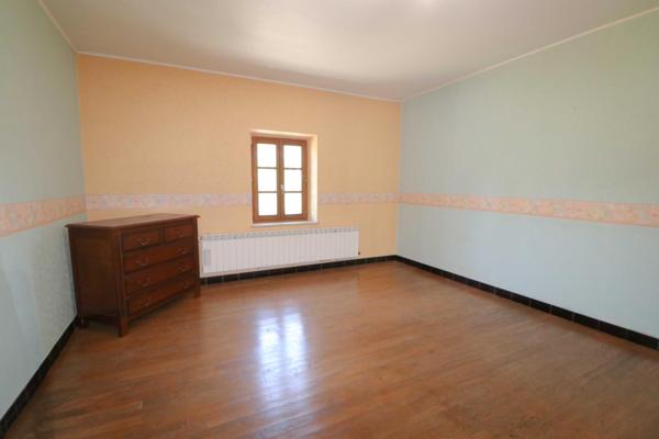 Avis aux amateurs de beaux volumes !