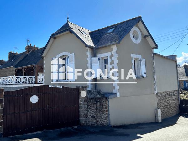 Location Maison 6 pièces 95.35 m² - 10 RUE DE LA GREVE Saint Malo 35400