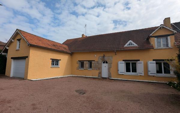 Maison à vendre    5 pièces • 175 m2 Saint-Jean-de-la-Ruelle