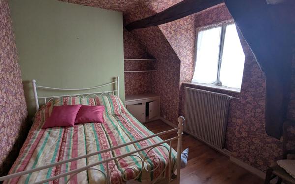 Maison à vendre    5 pièces • 175 m2 Saint-Jean-de-la-Ruelle