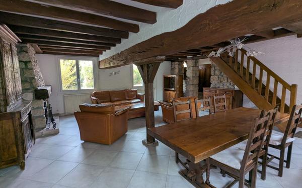 Maison à vendre    5 pièces • 175 m2 Saint-Jean-de-la-Ruelle