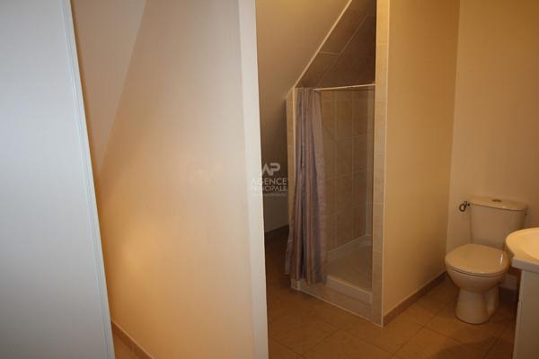 Appartement Poissy 2 pièce(s)- 28m²- 695 €uro c.c. Loyer 795 €/mois charges comprises **  - Référence  9263