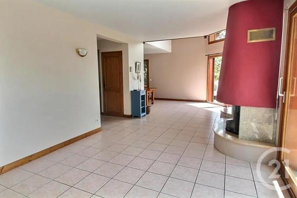 Maison à vendre  6 pièces - 147,20 m 2   PERRIGNIER  - 74