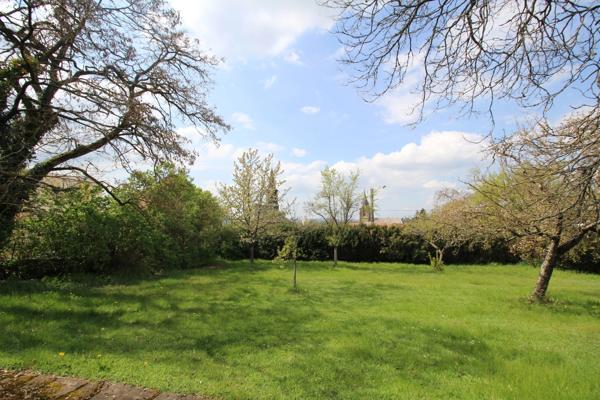 Dpt Moselle (57), à vendre BOULAY MOSELLE terrain 755m2