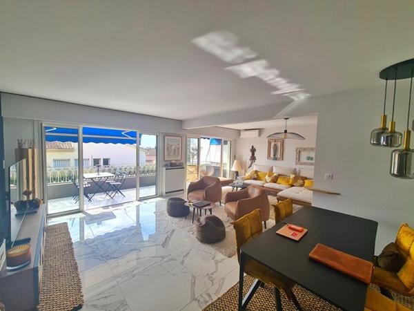 Appartement T4 SANARY- A DEUX PAS DU PORT