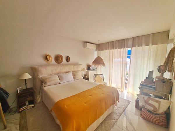 Appartement T4 SANARY- A DEUX PAS DU PORT