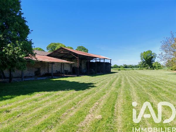 Maison à vendre 6 pièces 188,8 m² Villefagnan
