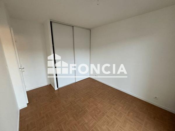 Location Appartement 3 pièces 68.42 m² - 62 RUE DU PLESSIS La Riche 37520