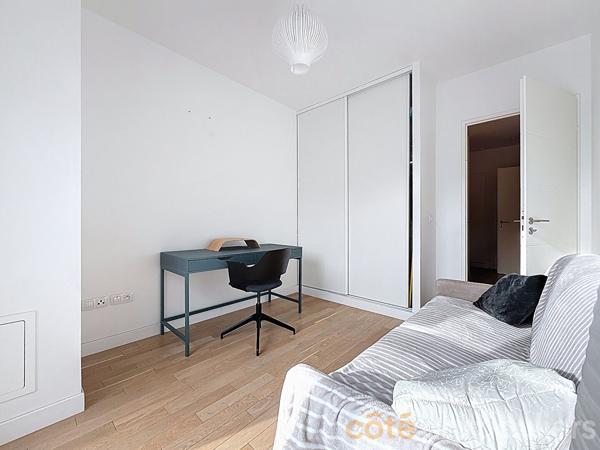 Location Appartement65,82 m² - 3 Pièces - ISSY LES MOULINEAUX (92130)