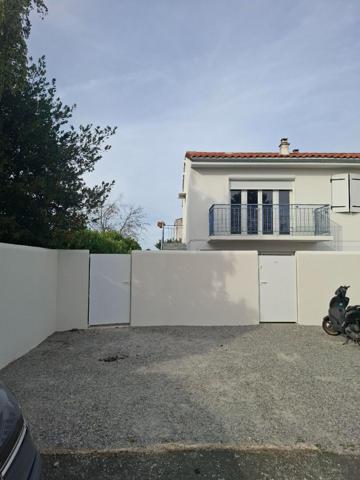 À vendre : Appartement 4 pièces à Saint Xandre