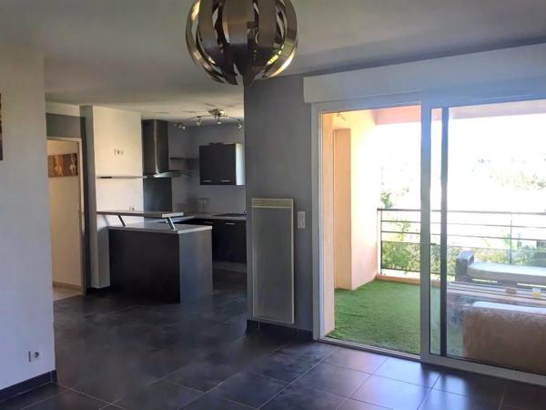 Location Appartement 3 pièces 60 m2 à Pourrières