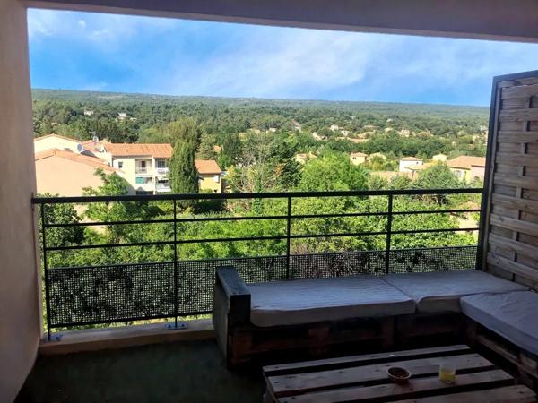 Location Appartement 3 pièces 60 m2 à Pourrières