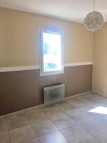 Location Appartement 3 pièces 60 m2 à Pourrières