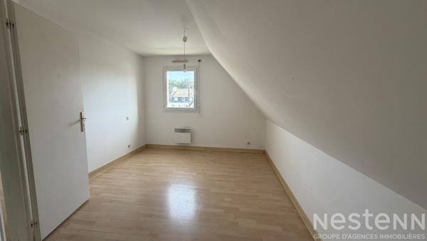 Maison à vendre à PLOEMEL, environnement calme à 2km du bourg avec 4 chambres