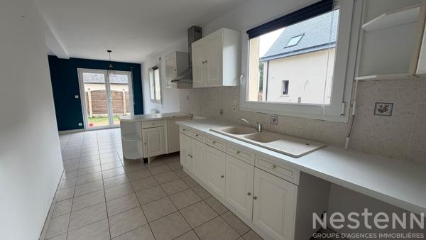 Maison à vendre à PLOEMEL, environnement calme à 2km du bourg avec 4 chambres
