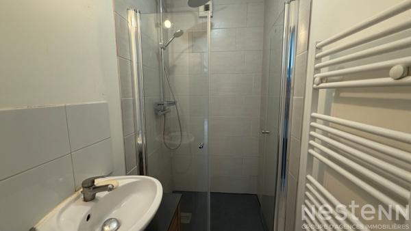 Maison à vendre à PLOEMEL, environnement calme à 2km du bourg avec 4 chambres
