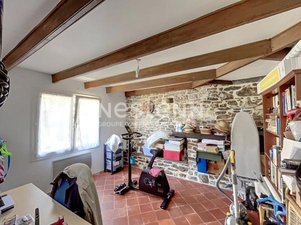 Une maison familiale aux beaux volumes, idéale pour une grande famille
