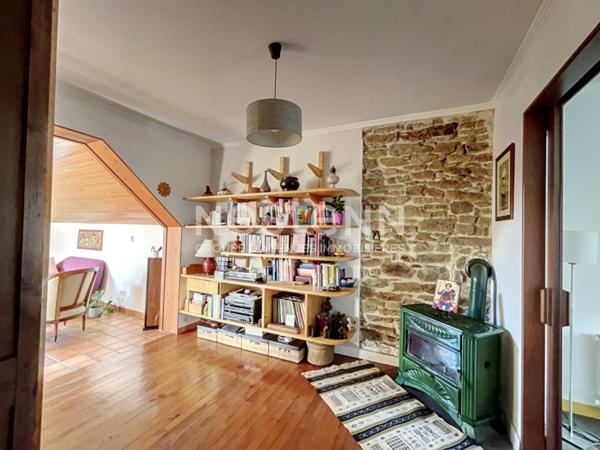 Une maison familiale aux beaux volumes, idéale pour une grande famille