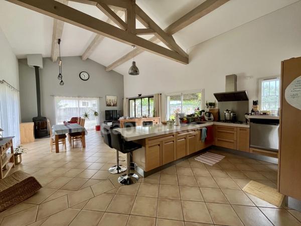 Maison à vendre 6 pièces avec 1300M2 de terrain + Mazet BAGARD (30)