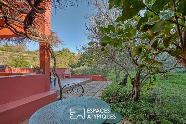 Villa avec olivette, vue panoramique et grand terrain