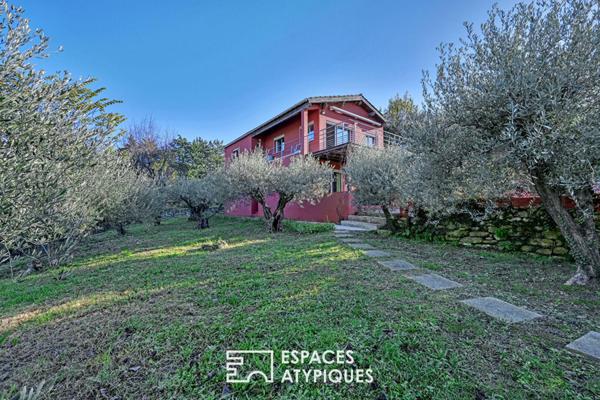 Villa avec olivette, vue panoramique et grand terrain