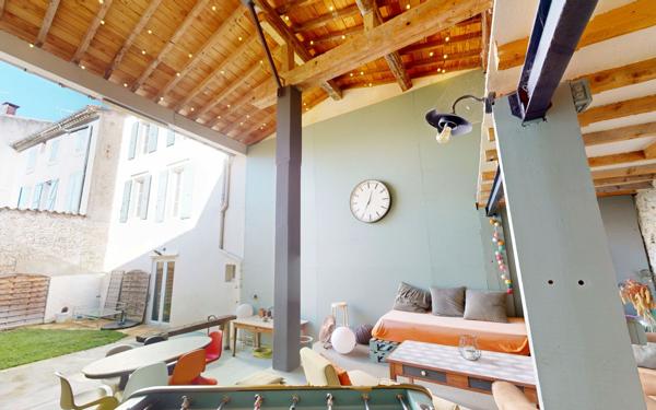 Maison à vendre    5 pièces • 210 m2 Castelnaudary