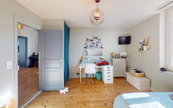 Maison à vendre    5 pièces • 210 m2 Castelnaudary