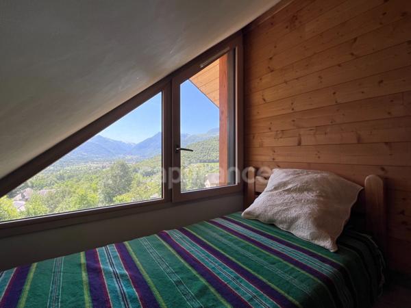 Villa d'architecte avec vue panoramique et terrain constructible de 3 844 m² – OUZOUS