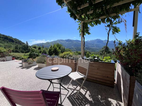 Villa d'architecte avec vue panoramique et terrain constructible de 3 844 m² – OUZOUS