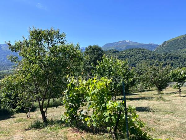 Villa d'architecte avec vue panoramique et terrain constructible de 3 844 m² – OUZOUS